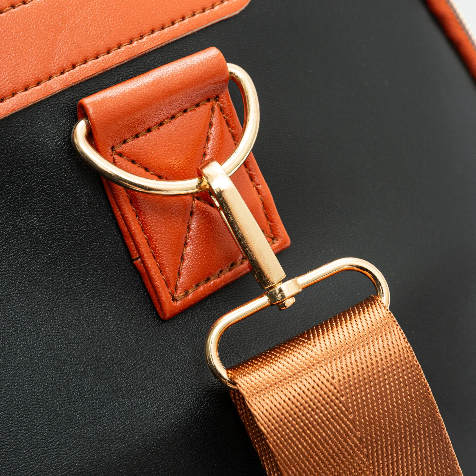 Luhxe Travel Bag 2.0 (Black Friday Sale) - Image 8